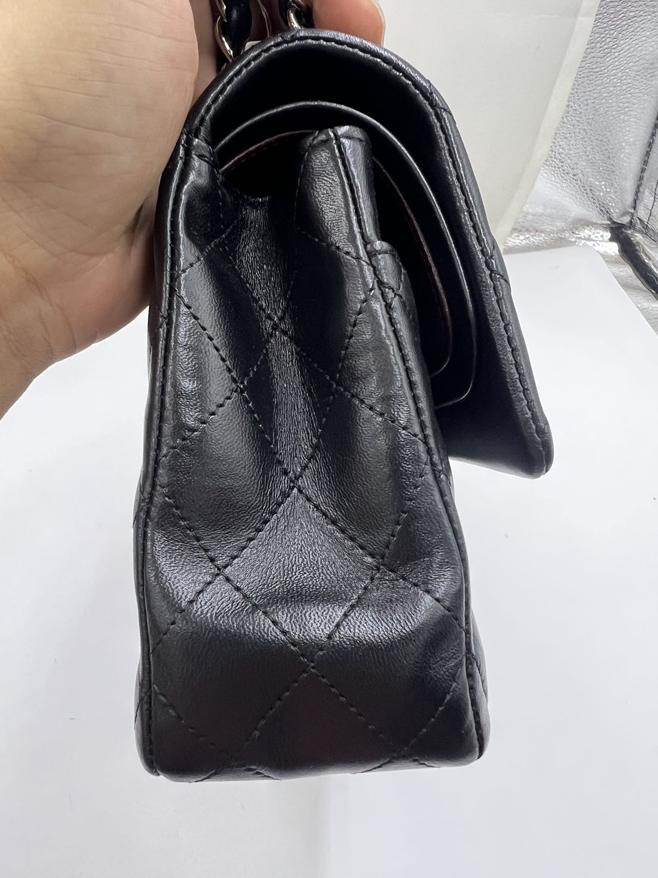 Chanel - Classic Flap - Lambskin leather - Black - (Medium)