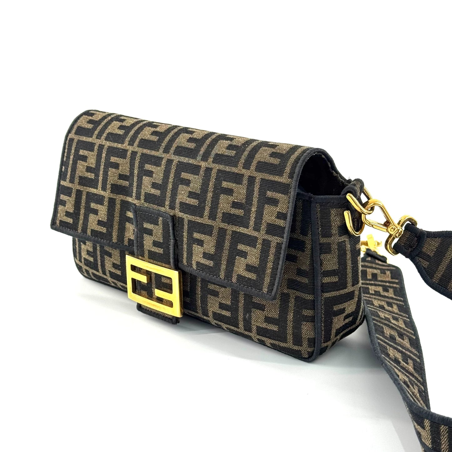 Fendi - Baguette - Canvas and Leather - Brown - (Medium)