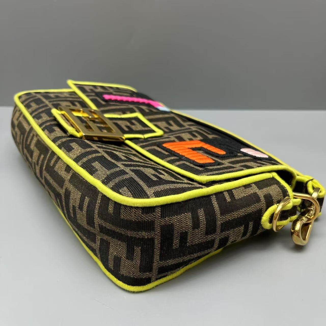 Fendi - Baguette - Canvas with fabric accents - Brown, Multicolour with Neon Yellow accents - (medium)