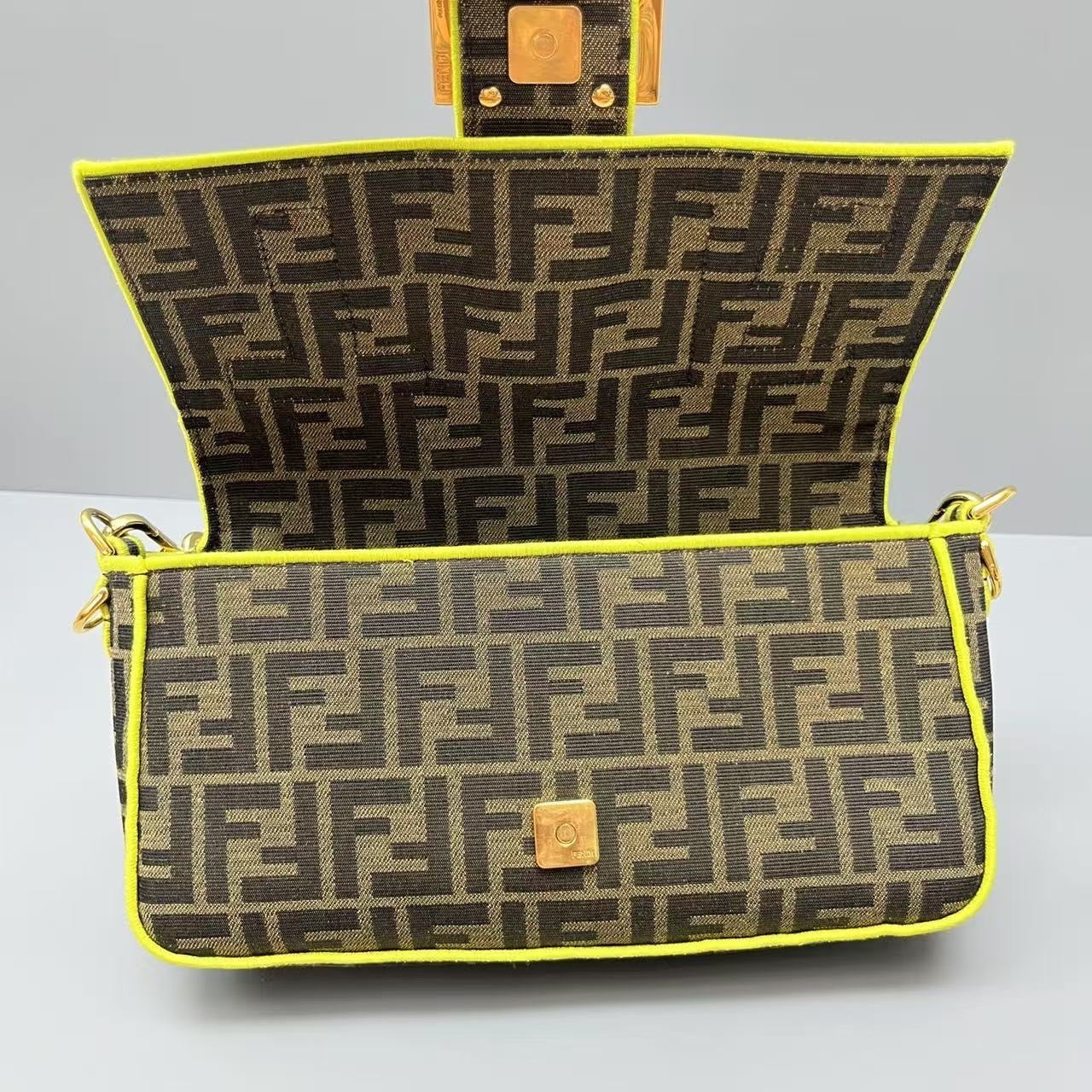 Fendi - Baguette - Canvas with fabric accents - Brown, Multicolour with Neon Yellow accents - (medium)