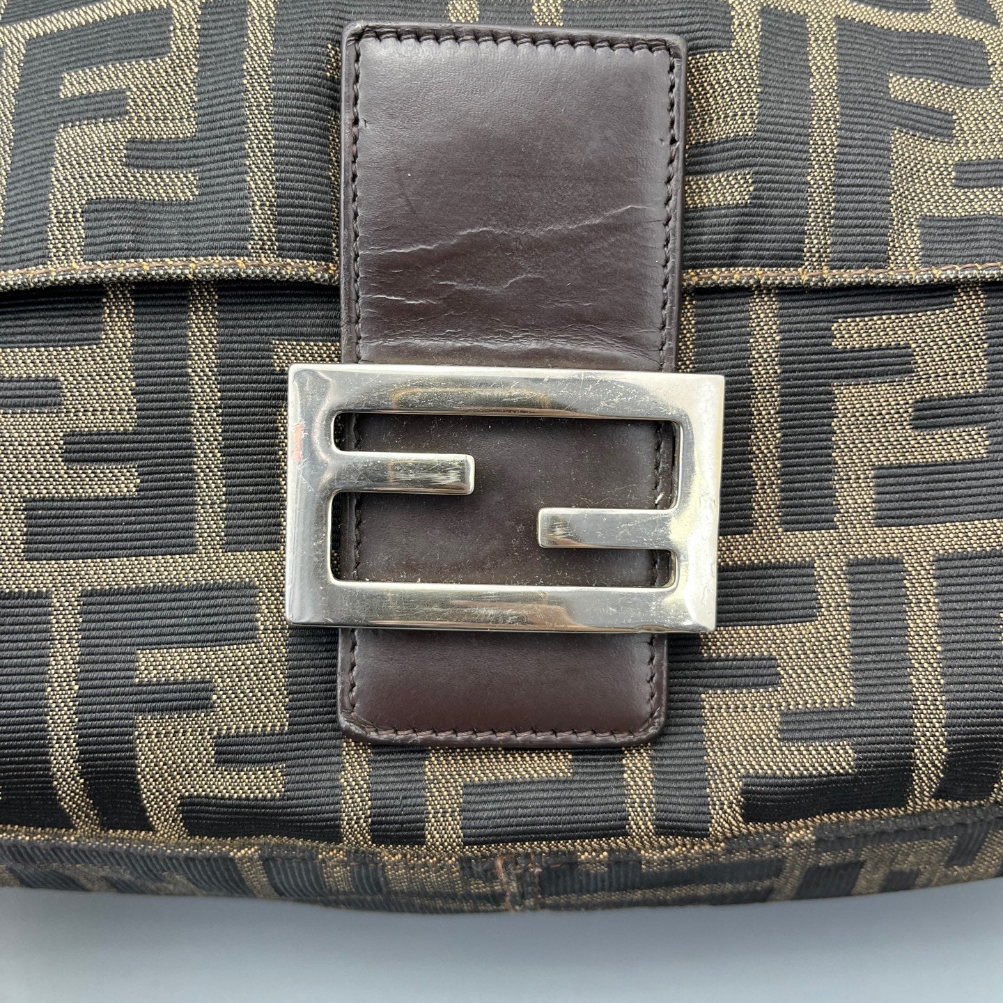 Fendi - Baguette - Canvas with leather trim - Brown - (medium)