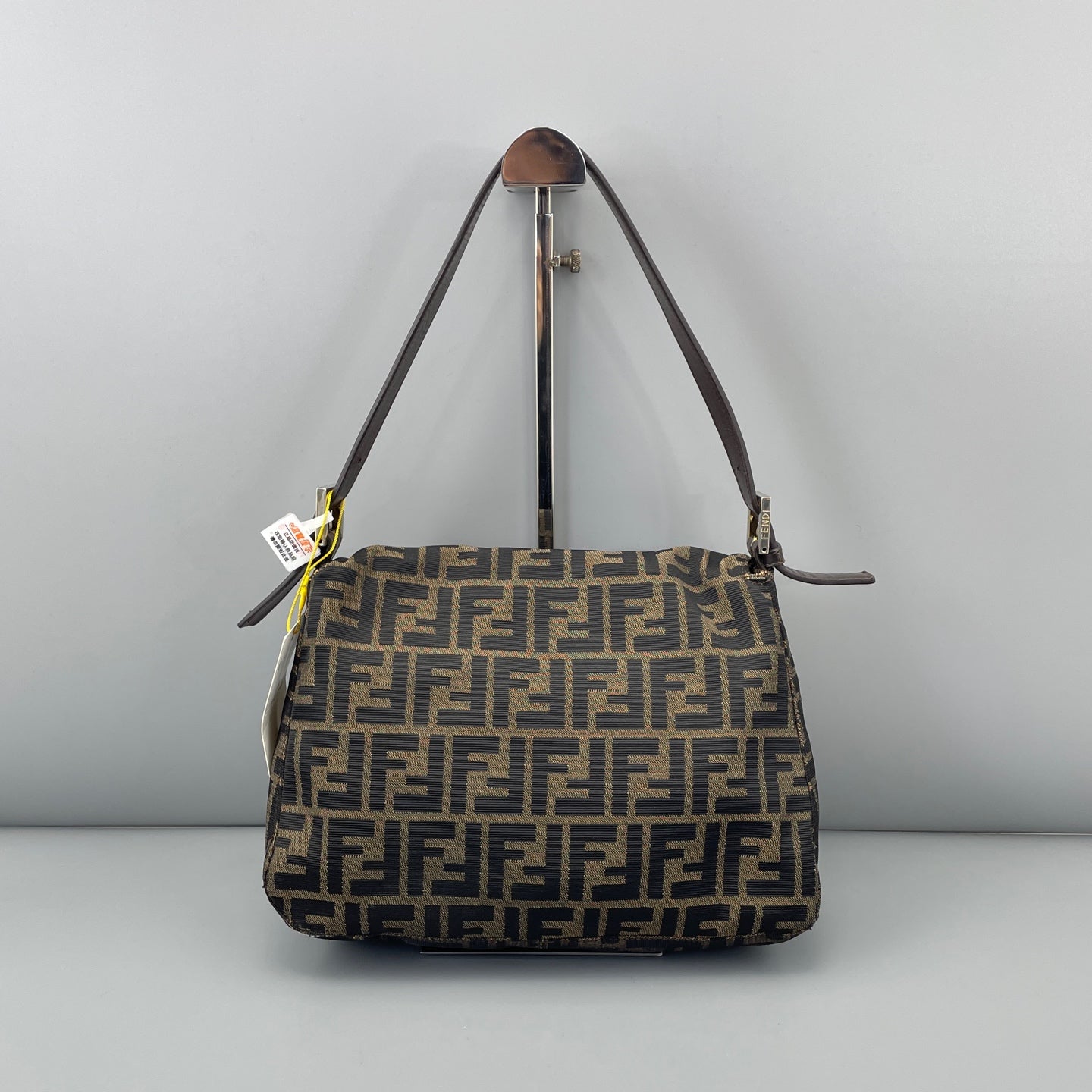 Fendi - Baguette - Canvas with leather trim - Brown - (medium)