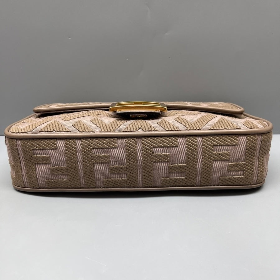 Fendi - Baguette - Cloth - Beige - (Small)