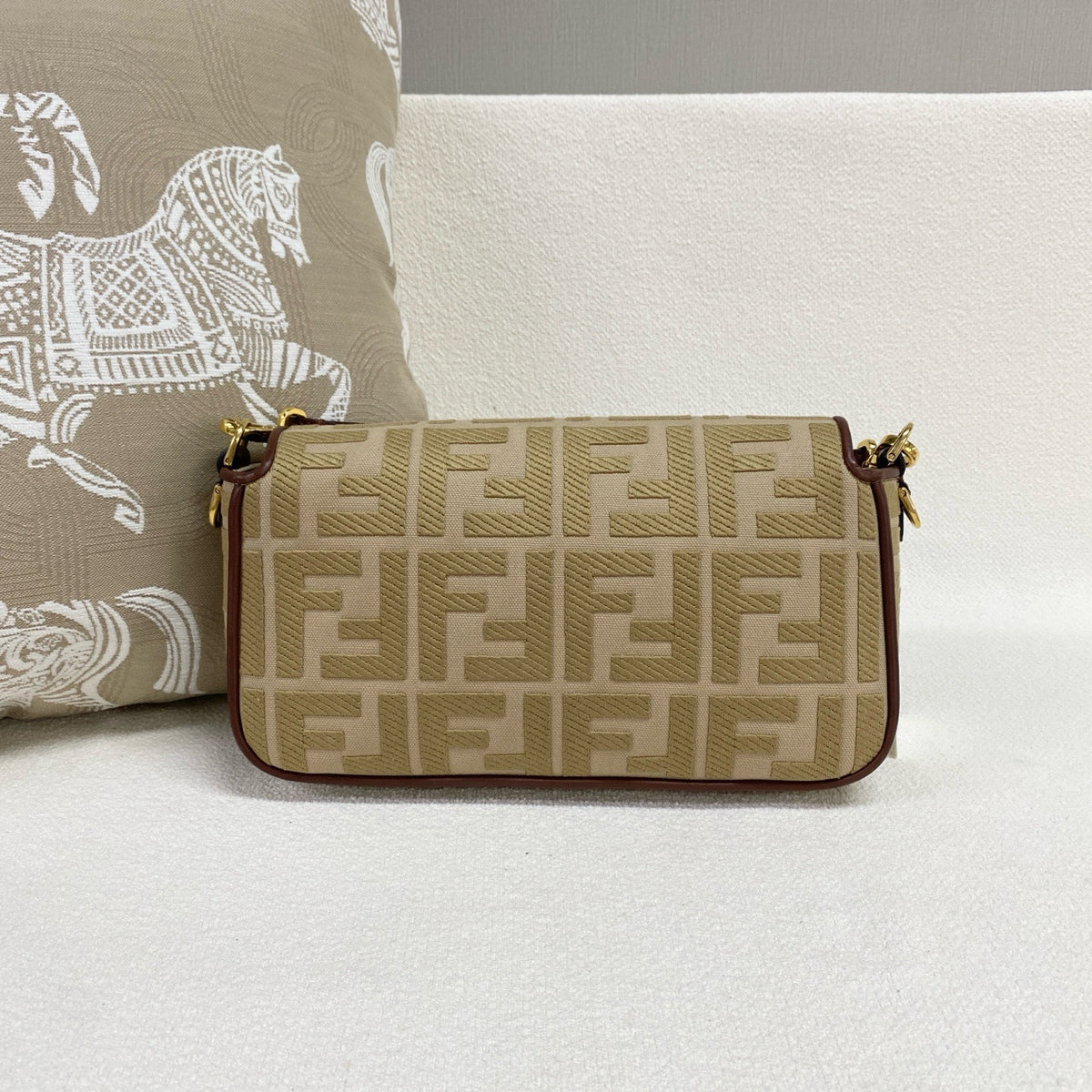 Fendi - Baguette - Cloth - Beige - (small)
