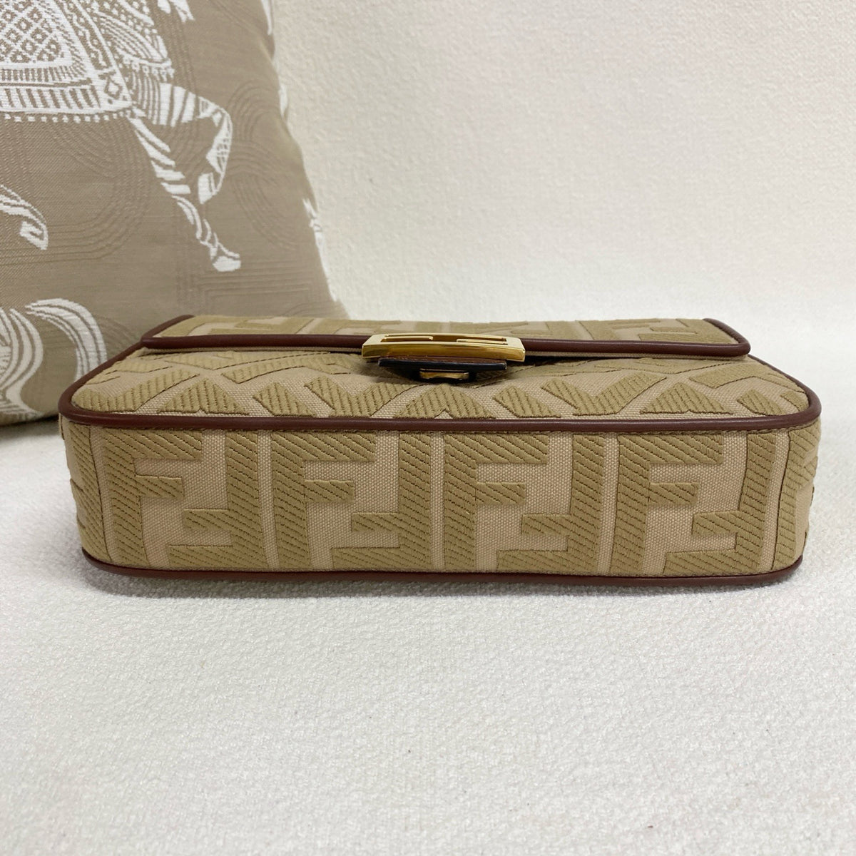 Fendi - Baguette - Cloth - Beige - (small)