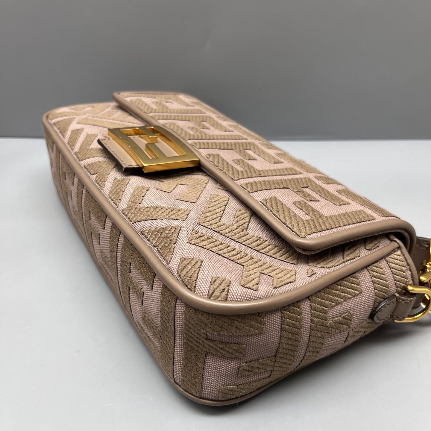 Fendi - Baguette - Cloth - Beige - (small)