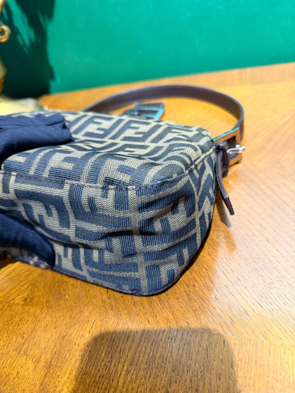 Fendi - Baguette - Cloth - Brown