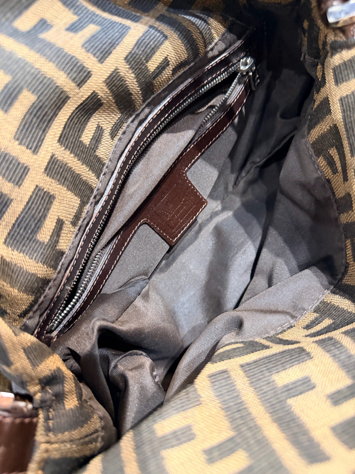 Fendi - Baguette - Cloth - Brown
