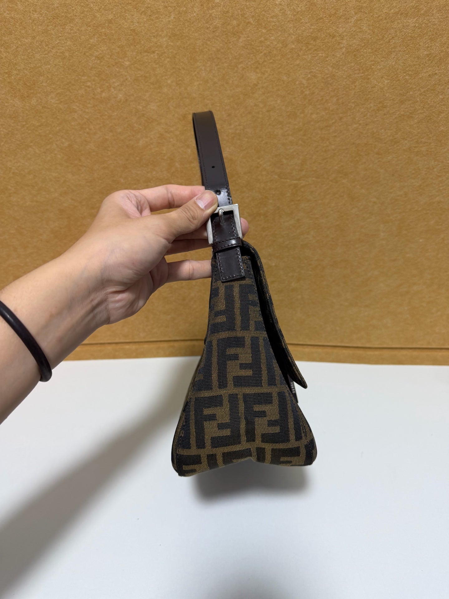 Fendi - Baguette - Cloth - Brown - (large)
