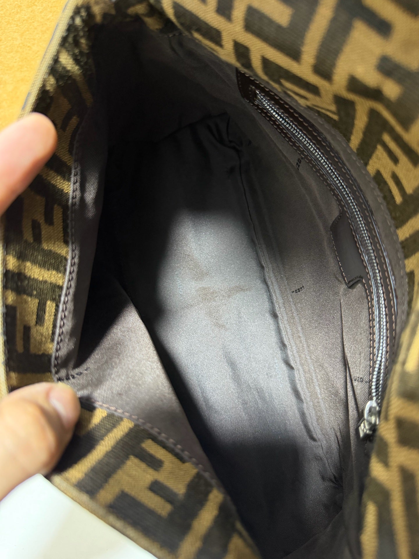 Fendi - Baguette - Cloth - Brown - (large)