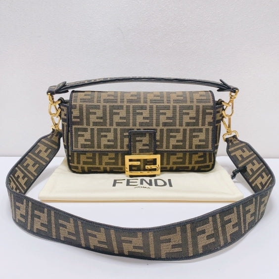 Fendi - Baguette - Cloth - Brown - (medium)