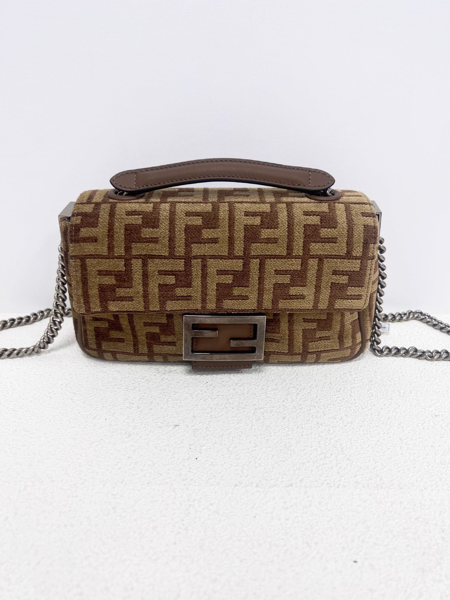 Fendi - Baguette - Cloth - Brown - (medium)