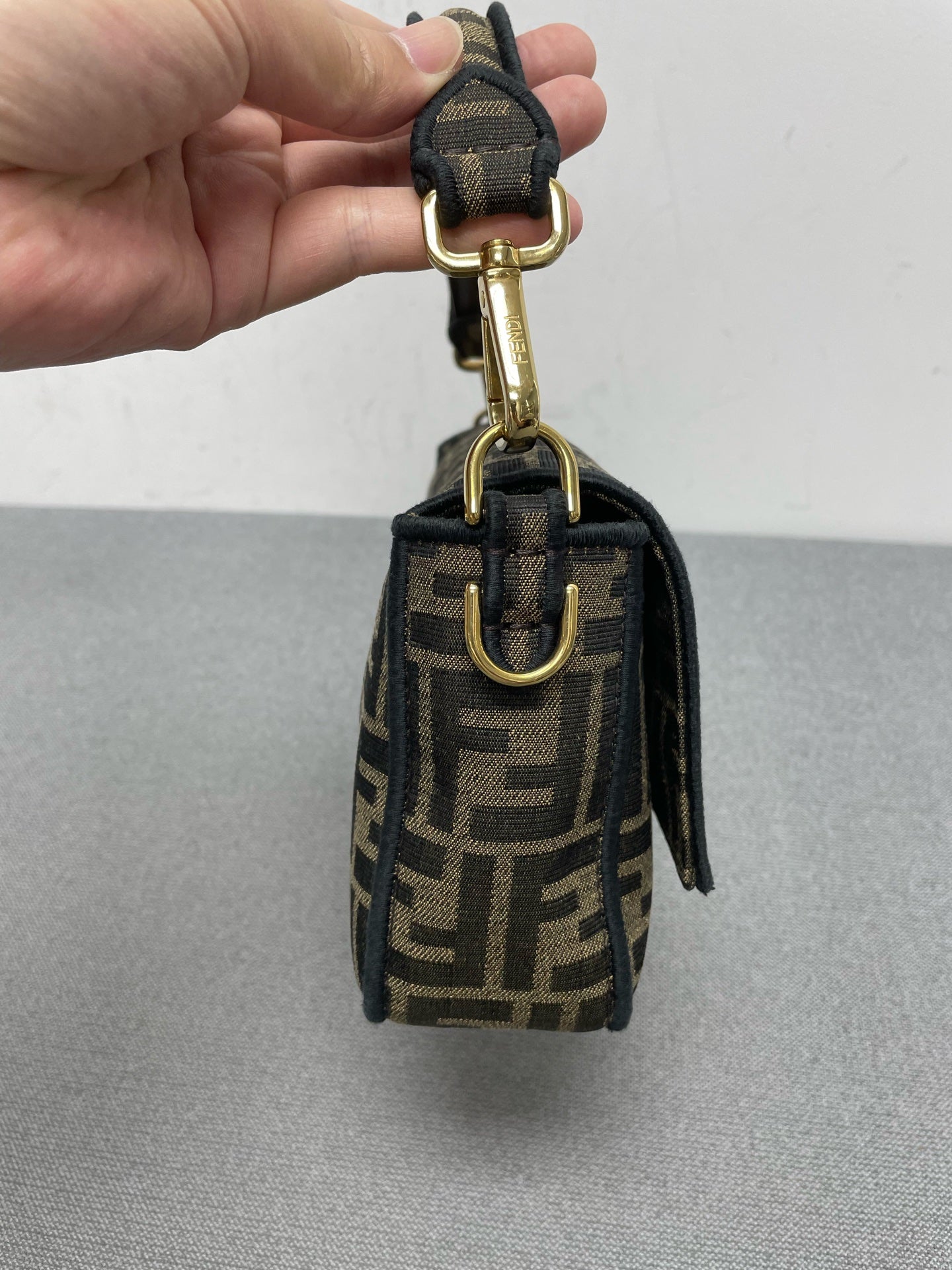 Fendi - Baguette - Cloth - Brown - (medium)