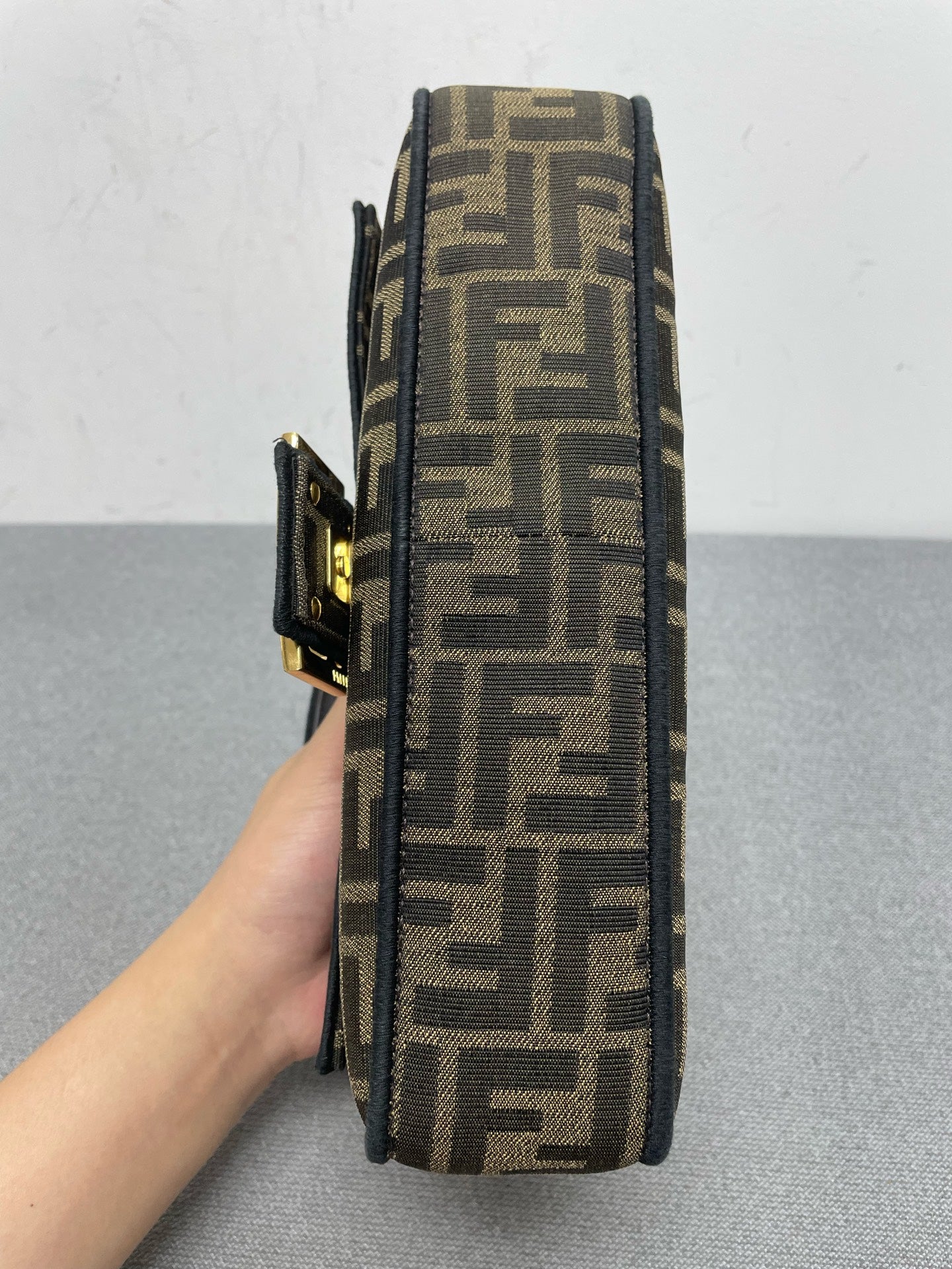 Fendi - Baguette - Cloth - Brown - (medium)