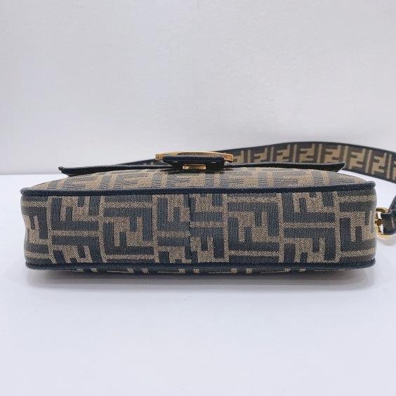 Fendi - Baguette - Cloth - Brown - (medium)
