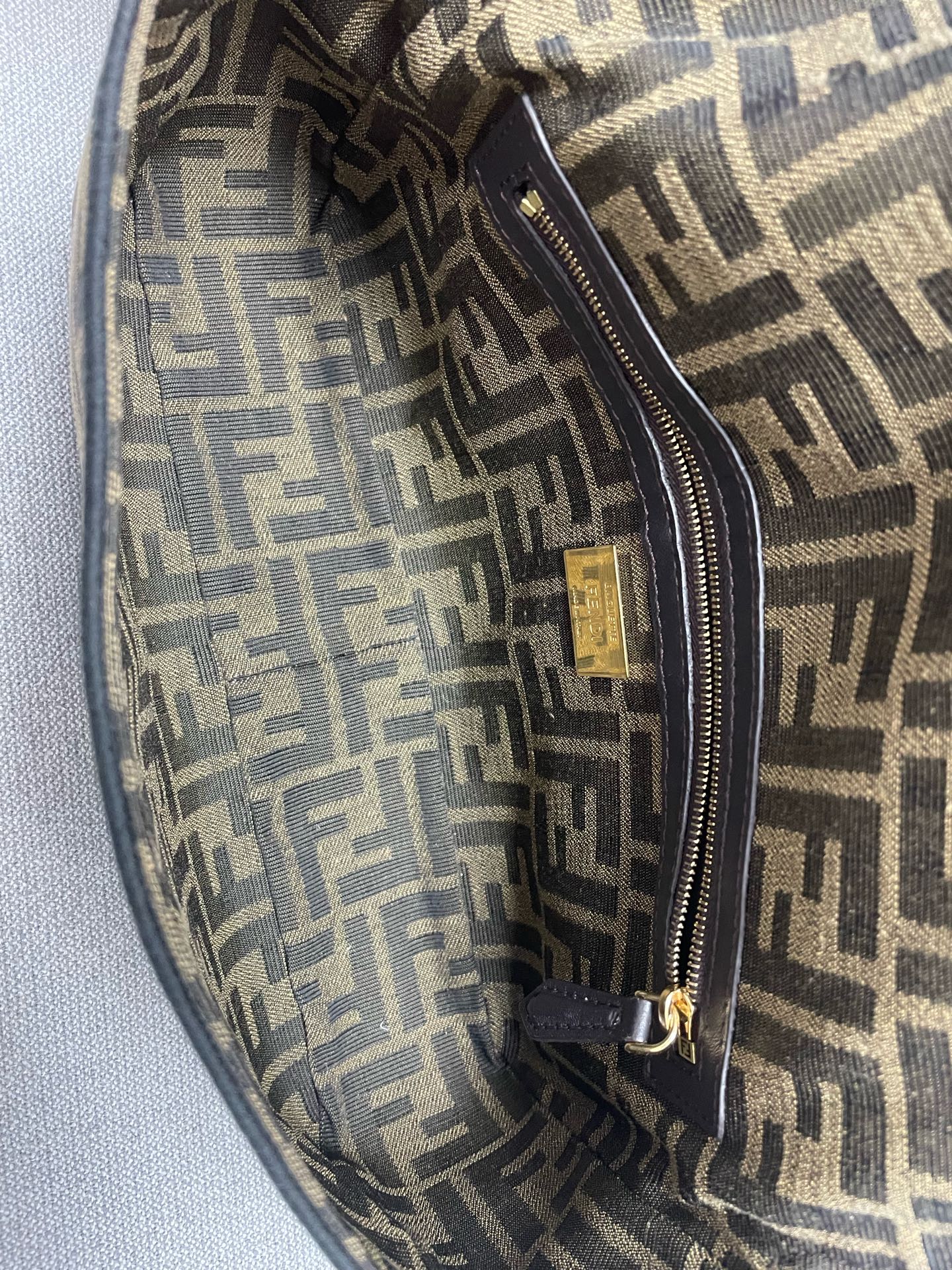 Fendi - Baguette - Cloth - Brown - (medium)