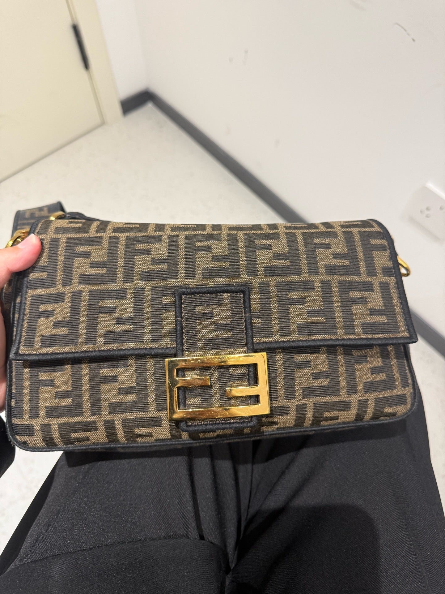 Fendi - Baguette - Cloth - Brown - (medium)