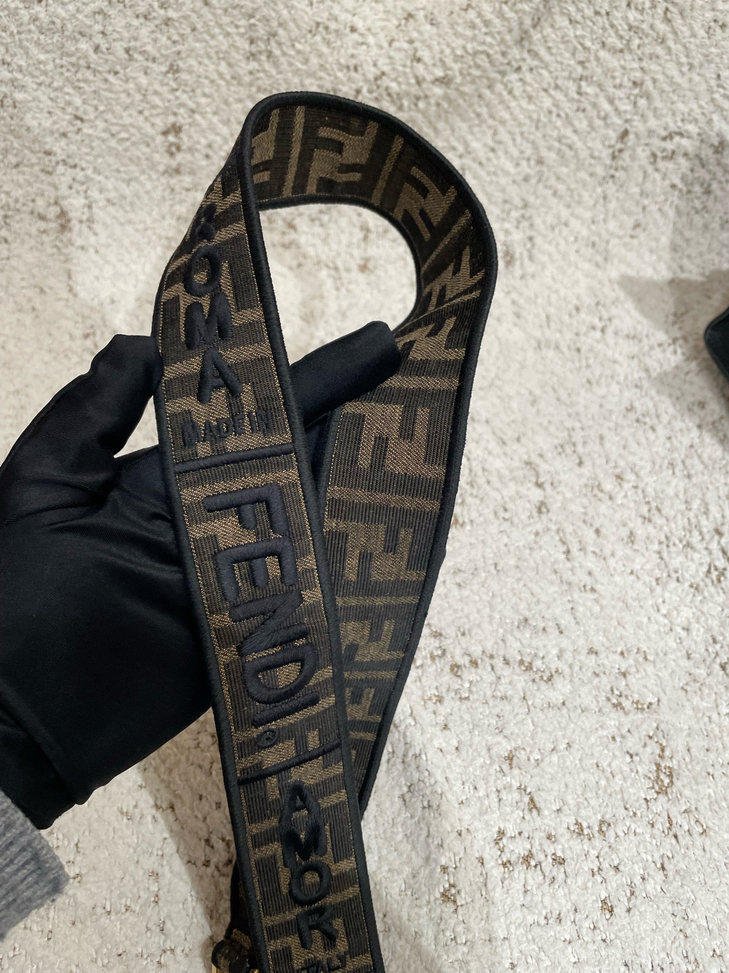 Fendi - Baguette - Cloth - Brown - (Medium)