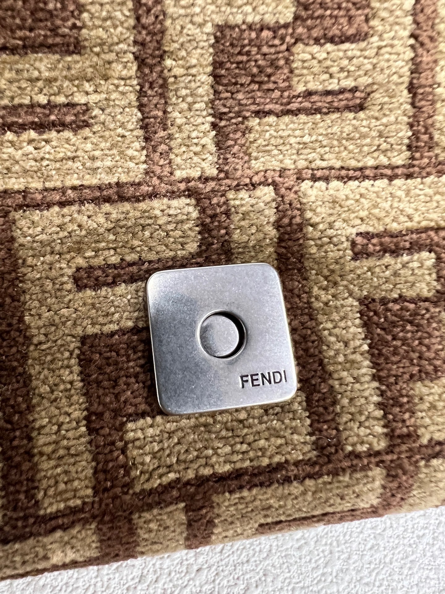 Fendi - Baguette - Cloth - Brown - (medium)