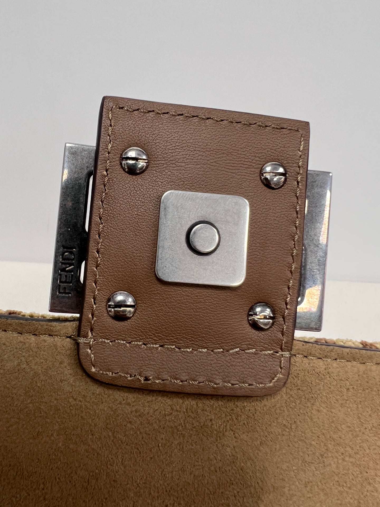 Fendi - Baguette - Cloth - Brown - (medium)