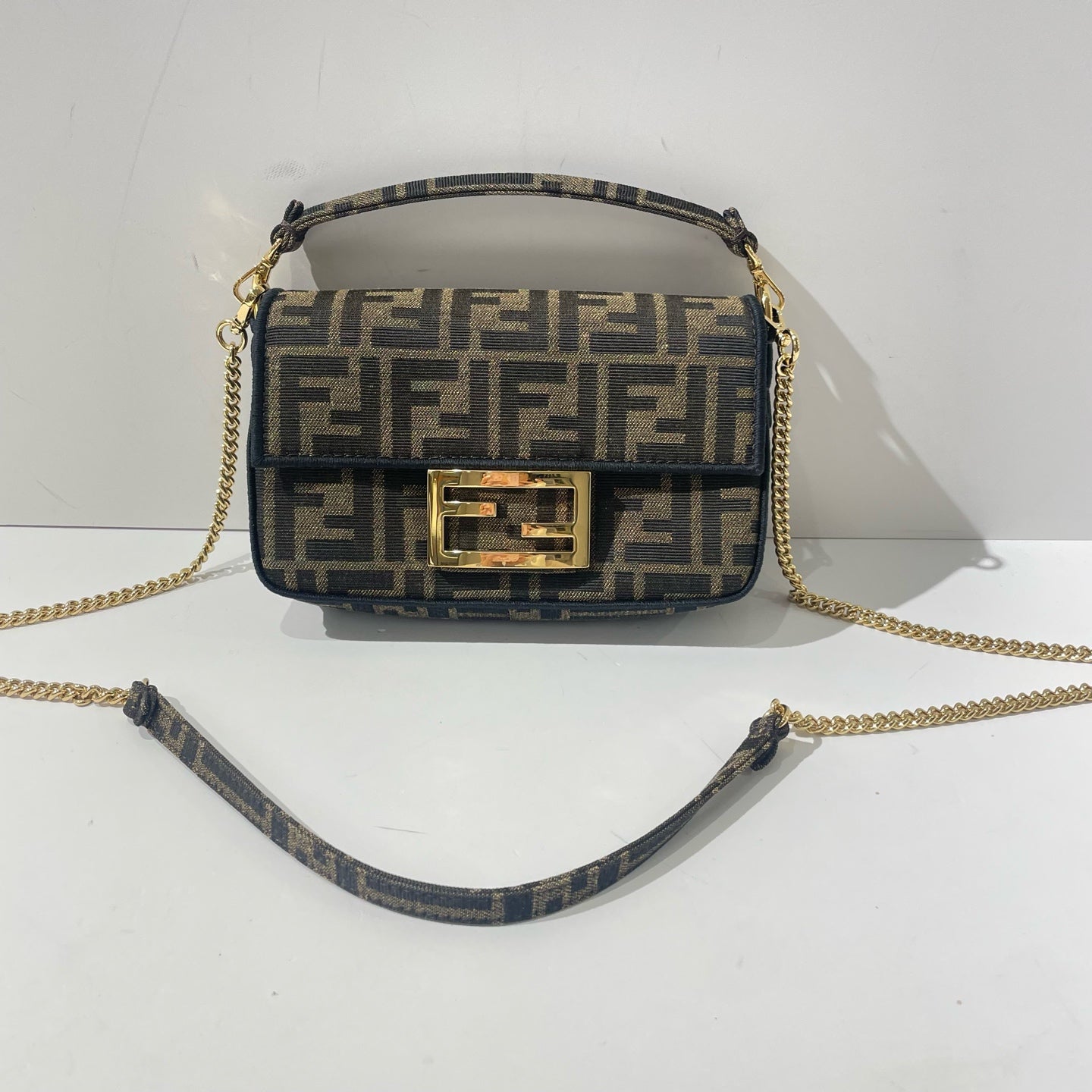 Fendi - Baguette - Cloth - Brown - (mini)