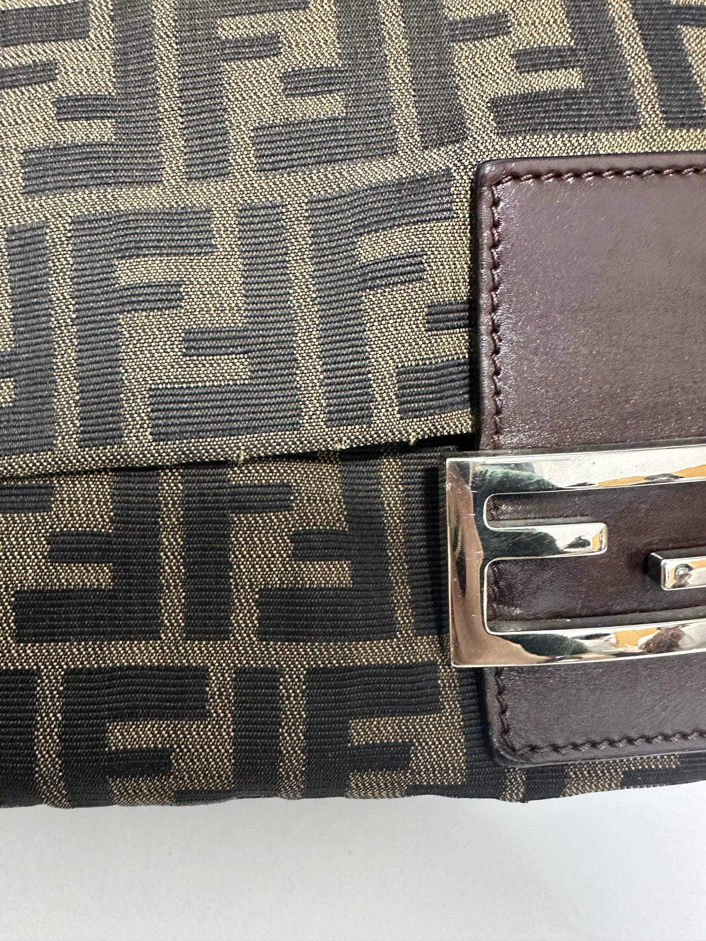 Fendi - Baguette - Cloth - Brown - (small)