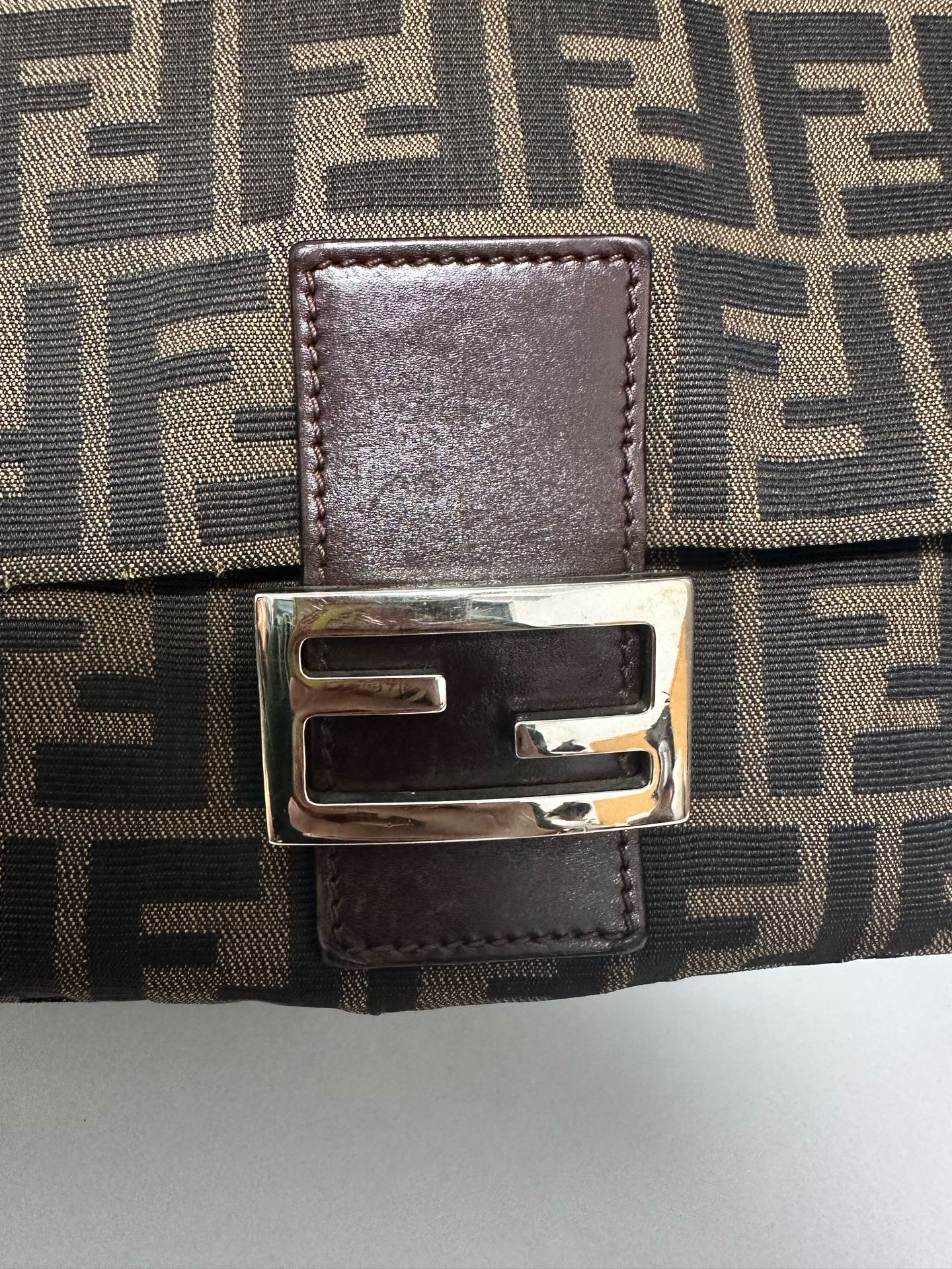 Fendi - Baguette - Cloth - Brown - (small)