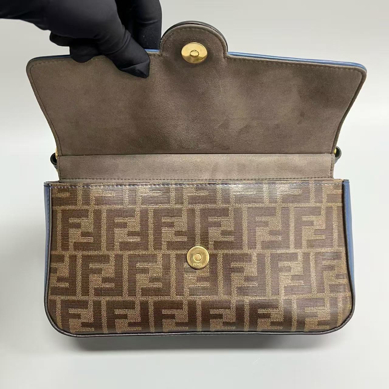 Fendi - Baguette - Coated canvas and leather - Multicolour - (medium)