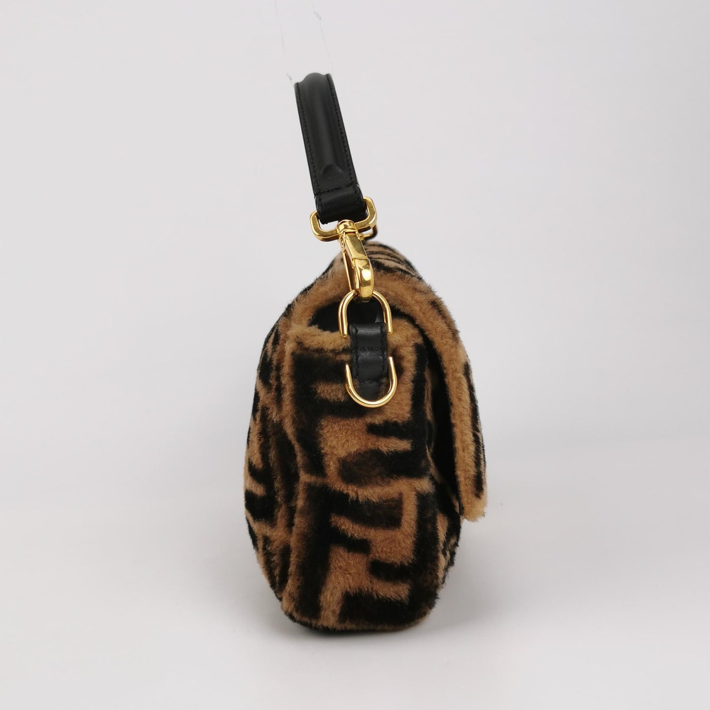 Fendi - Baguette - Faux fur - Brown - (medium)