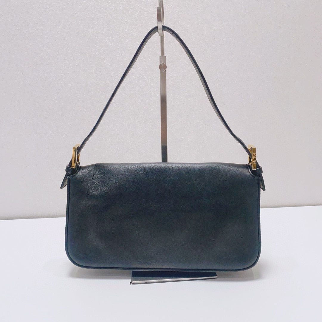 Fendi - Baguette - Leather - Black - (small)