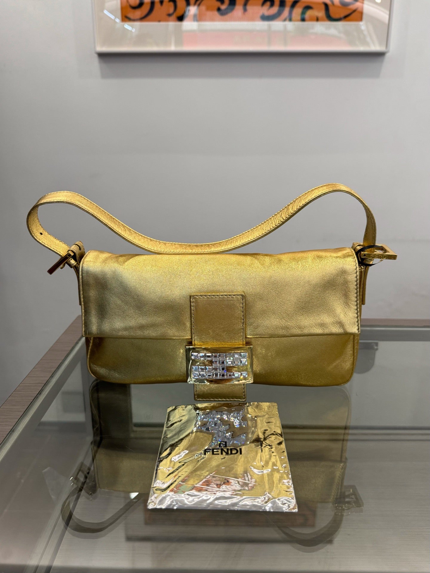 Fendi - Baguette - Leather - Gold - (Medium)