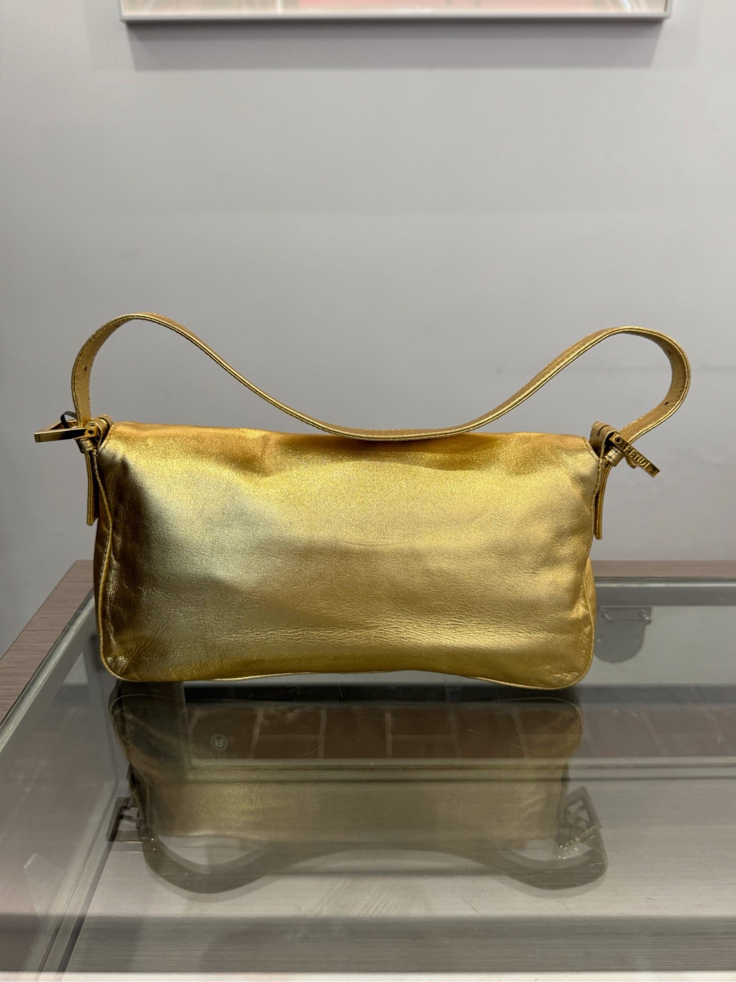 Fendi - Baguette - Leather - Gold - (Medium)
