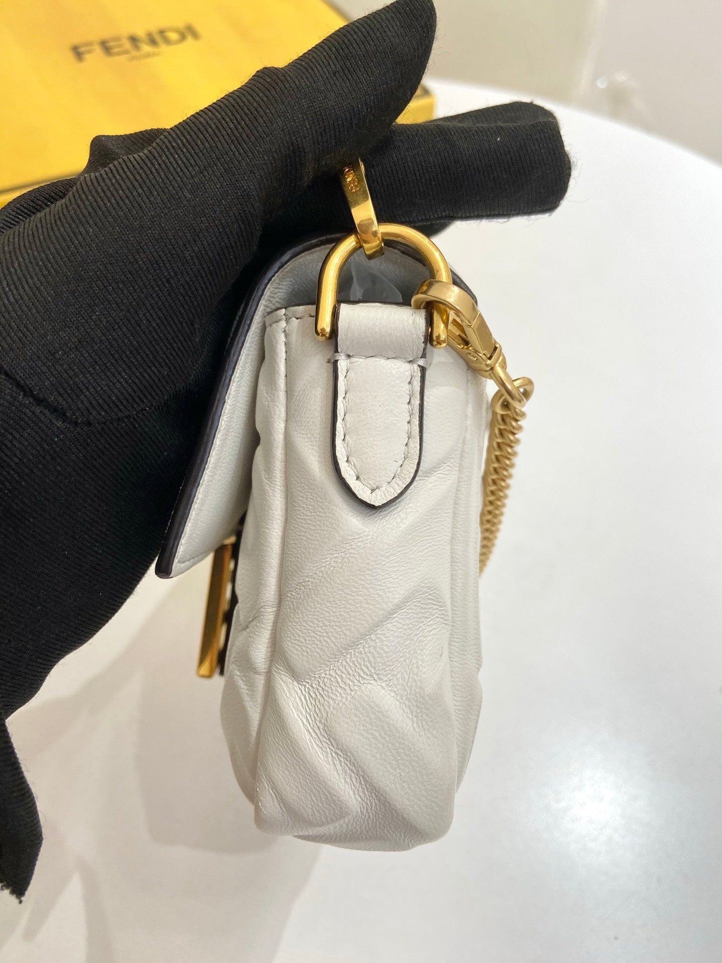 Fendi - Baguette - Leather - White - (mini)