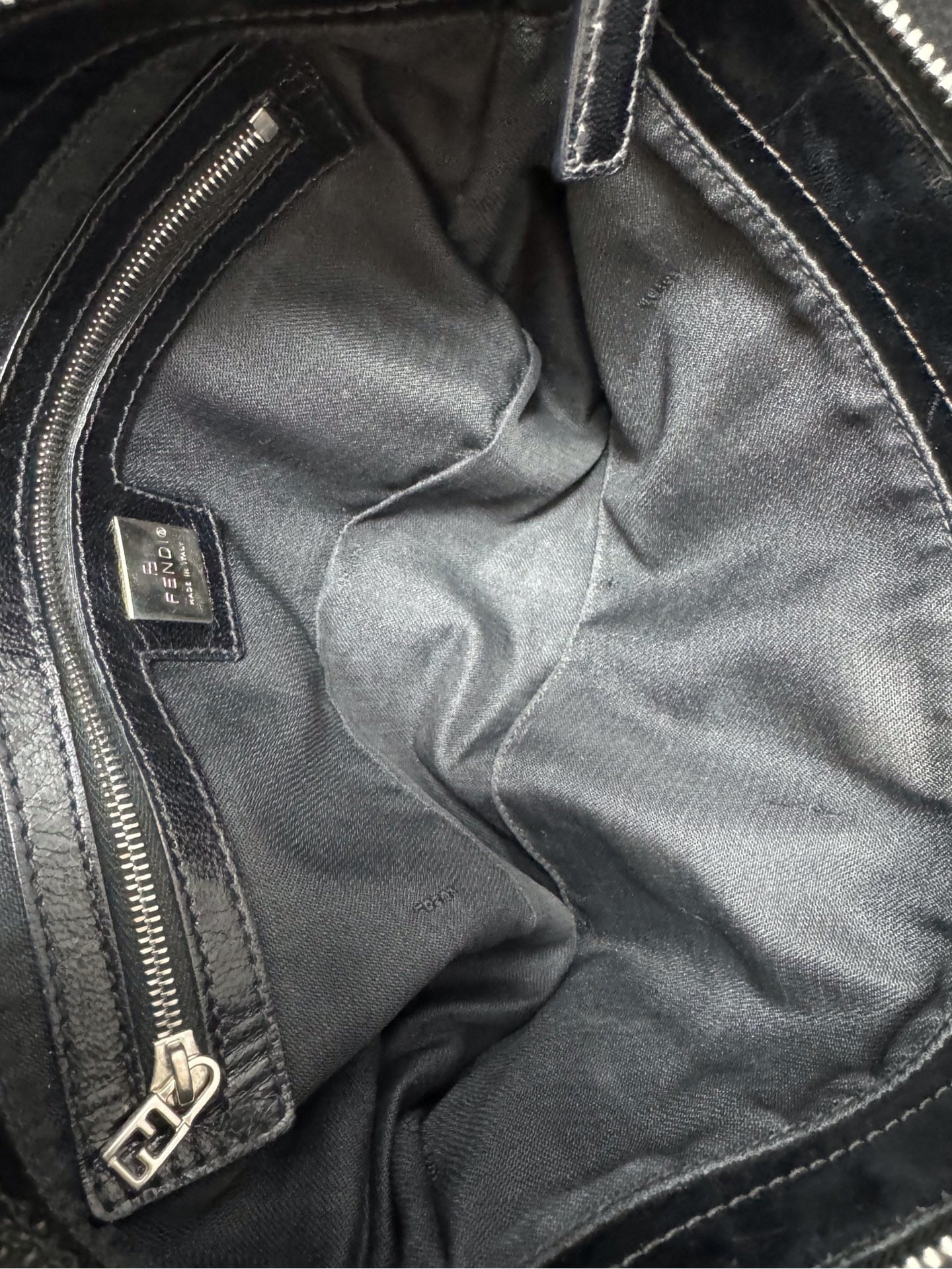 Fendi - Baguette - Suede - Black - (medium)