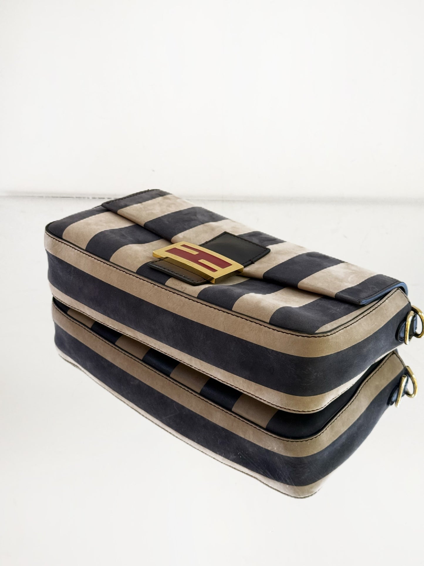 Fendi - Baguette - Suede - Multicolour - (Medium)
