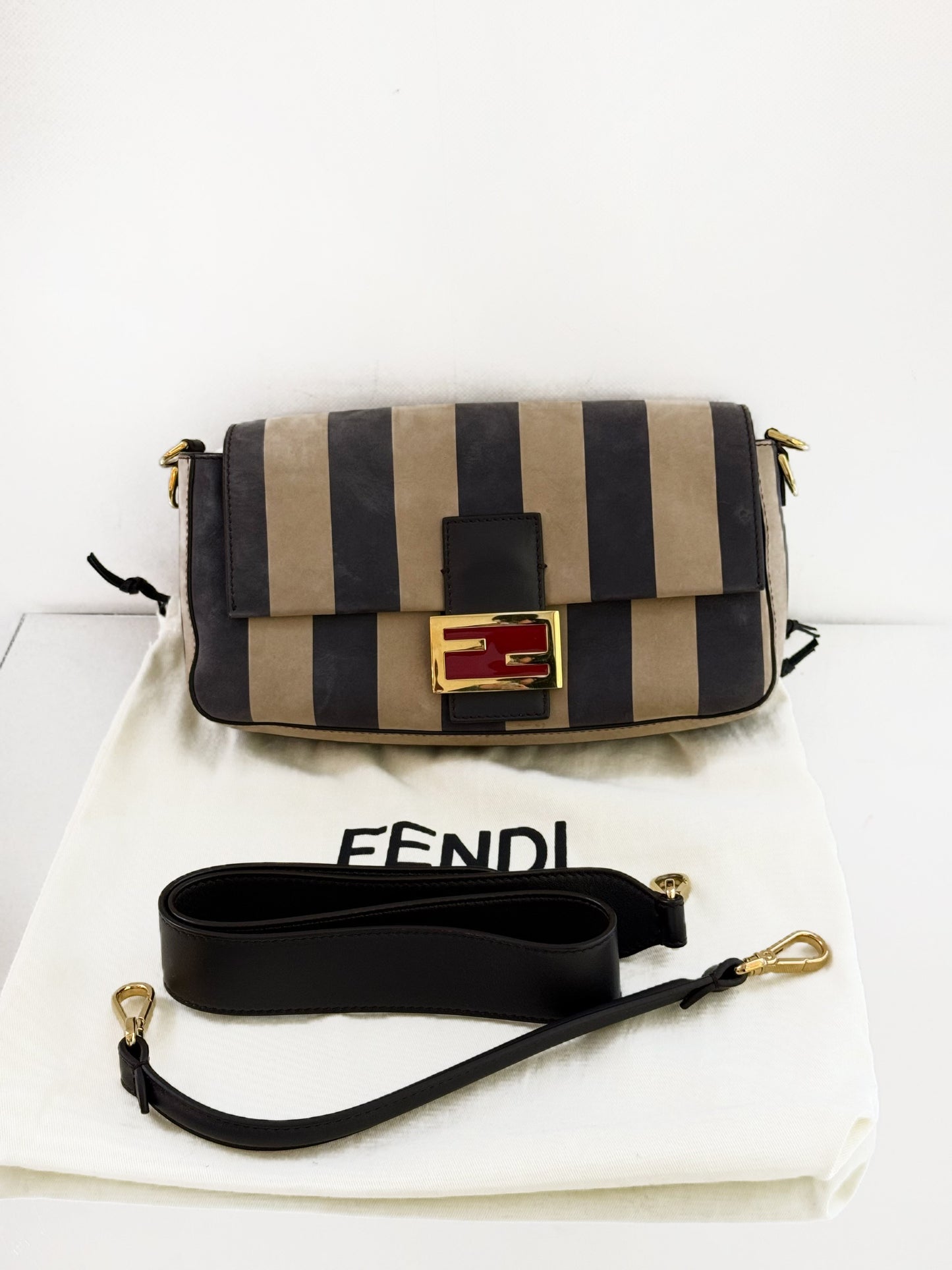 Fendi - Baguette - Suede - Multicolour - (Medium)