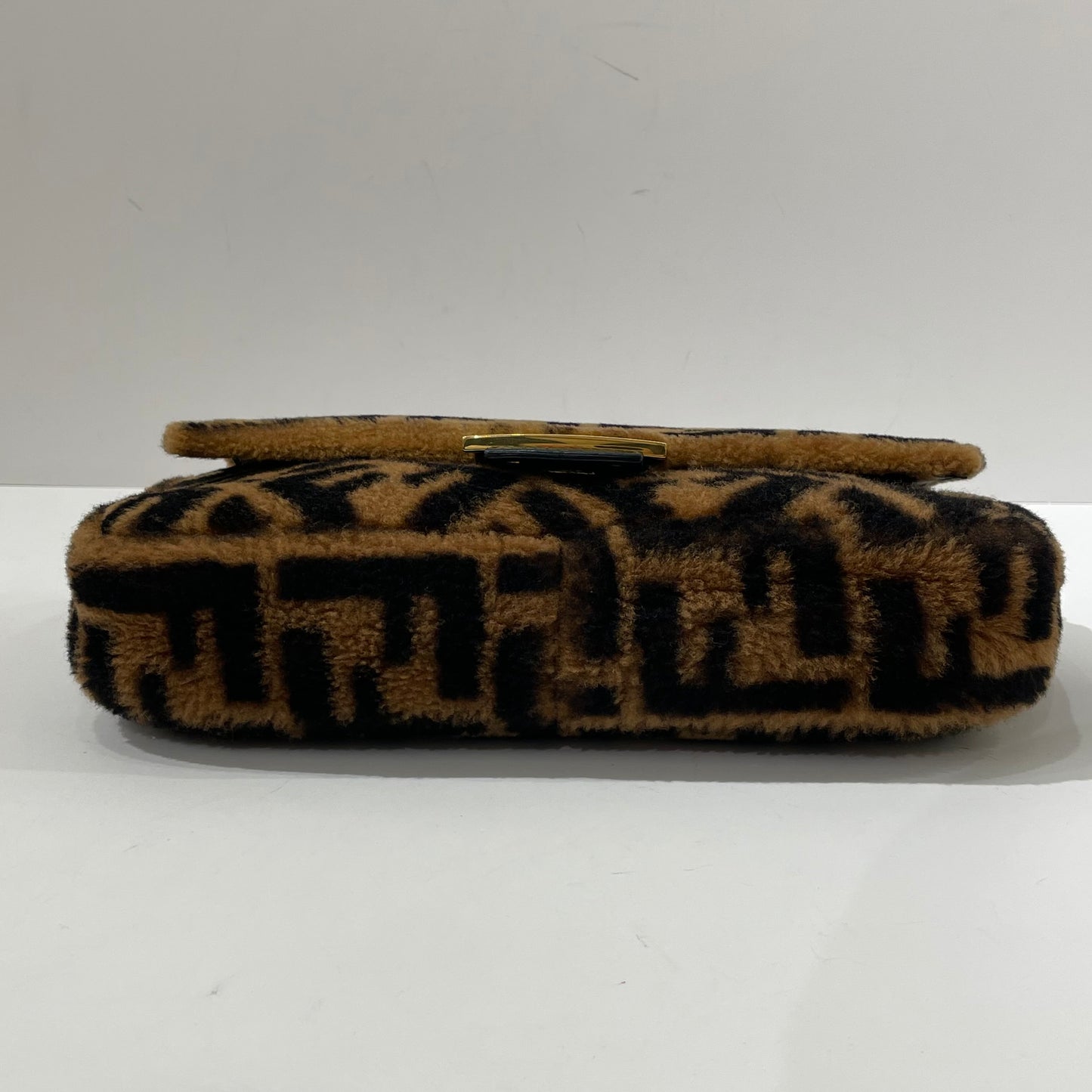Fendi - Baguette Teddy FF Monogram - Shearling-effect fabric and leather - Brown and Black with Gold-Tone Hardware - (Small)
