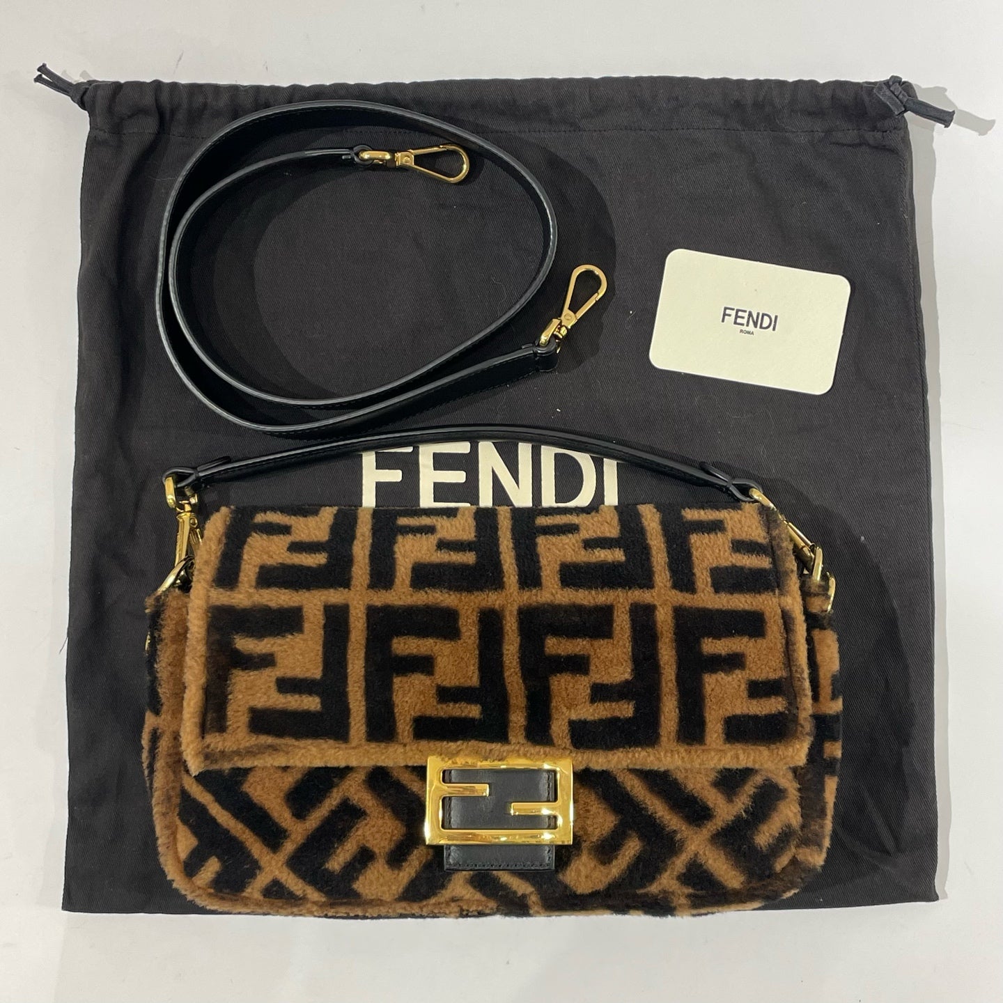 Fendi - Baguette Teddy FF Monogram - Shearling-effect fabric and leather - Brown and Black with Gold-Tone Hardware - (Small)