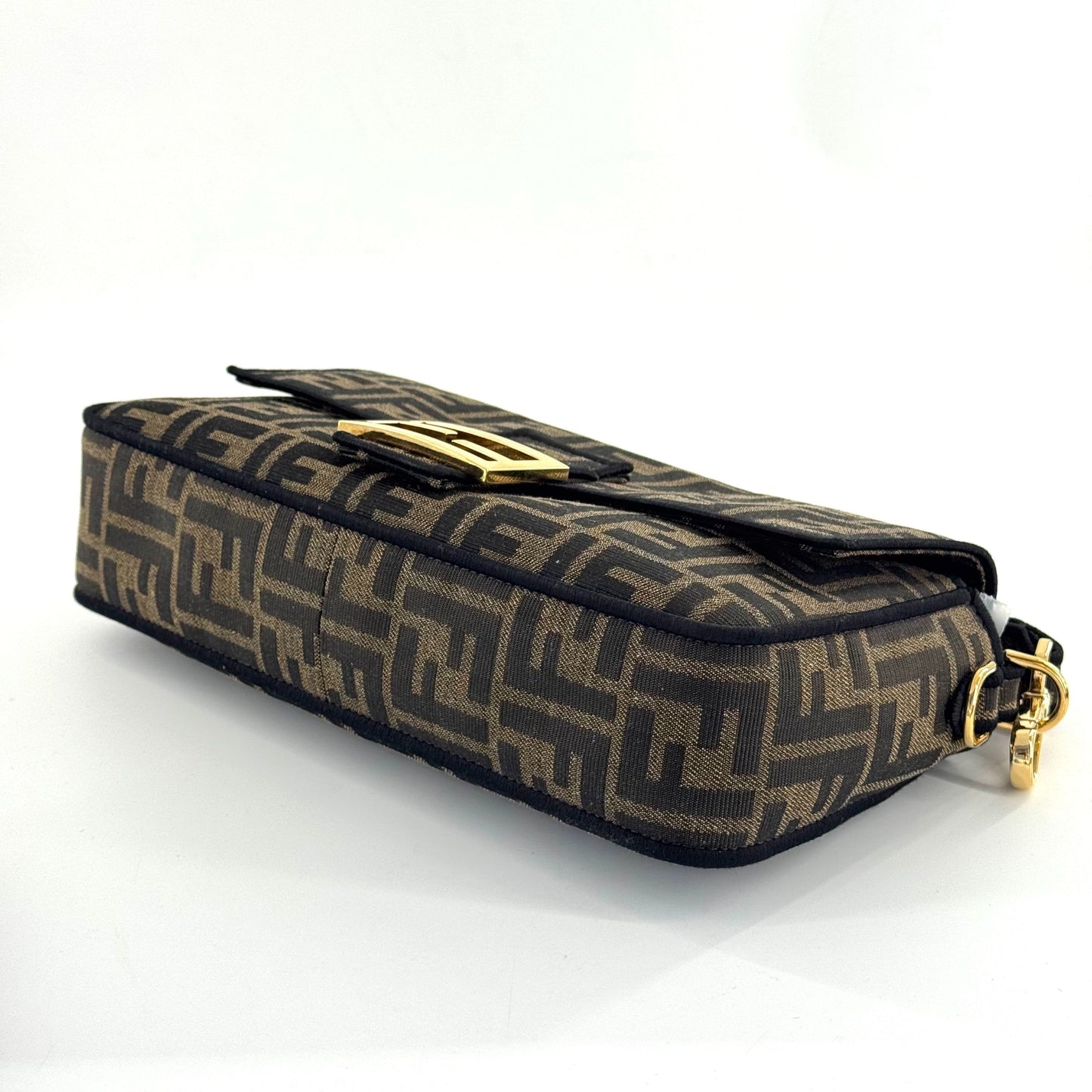 Fendi - Baguette - Zucca canvas with leather trim - Brown and Black with Gold-Tone Hardware - (Medium)