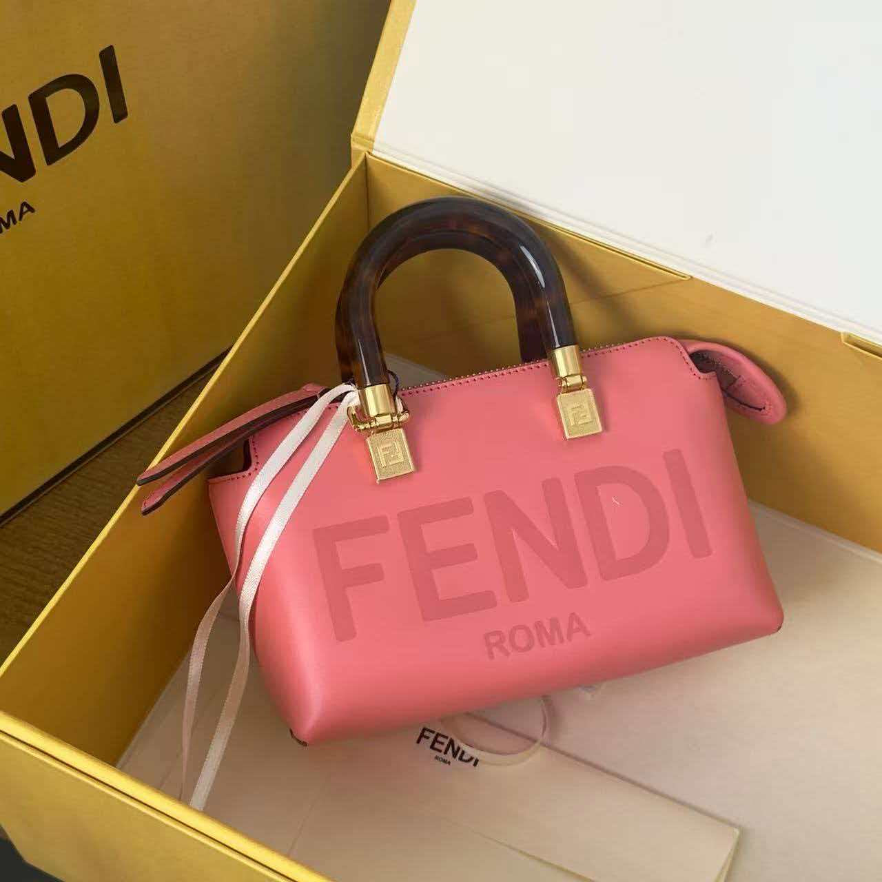 Fendi - By The Way Boston - Leather - Pink - (mini)