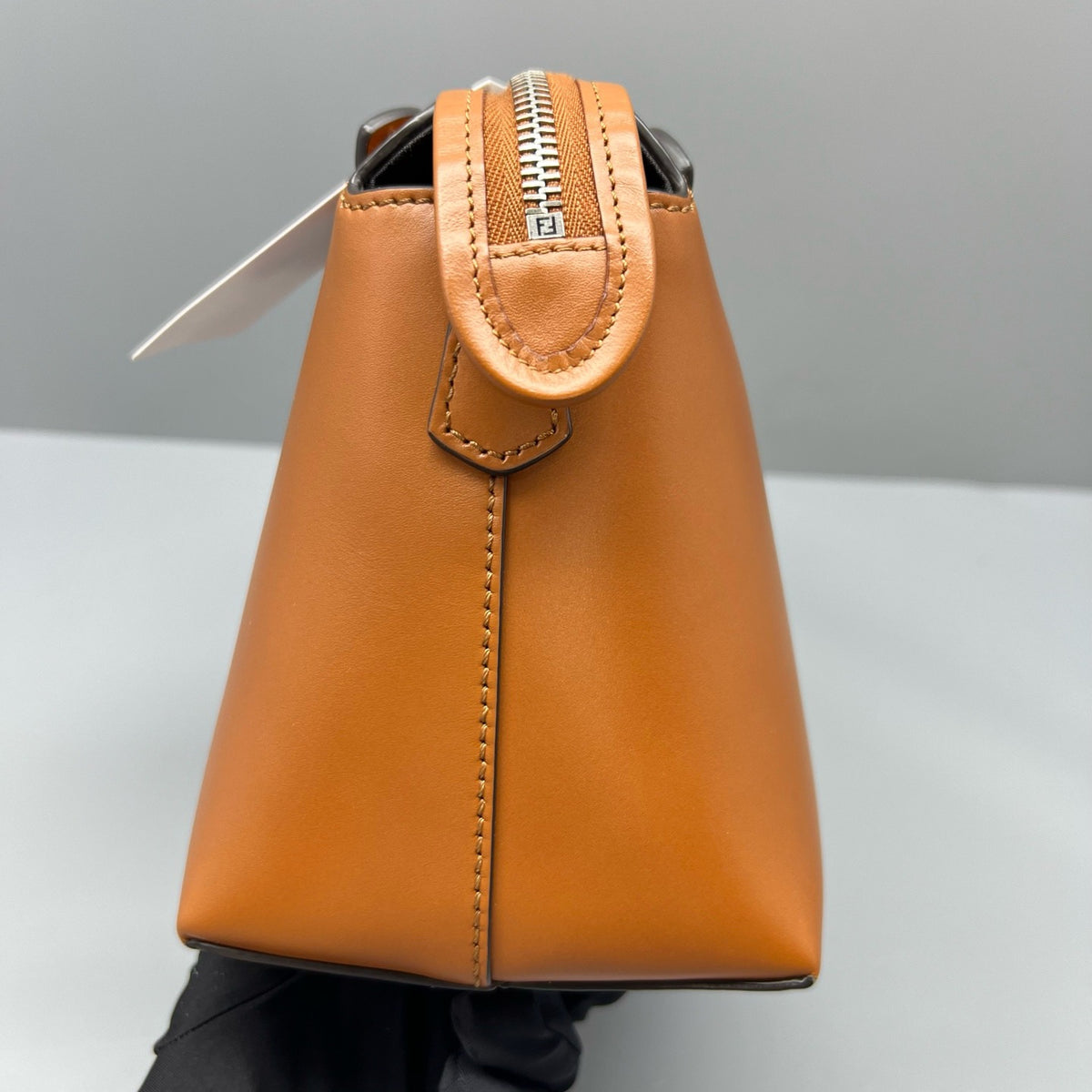 Fendi - By The Way Medium - Leather - Camel - (medium)