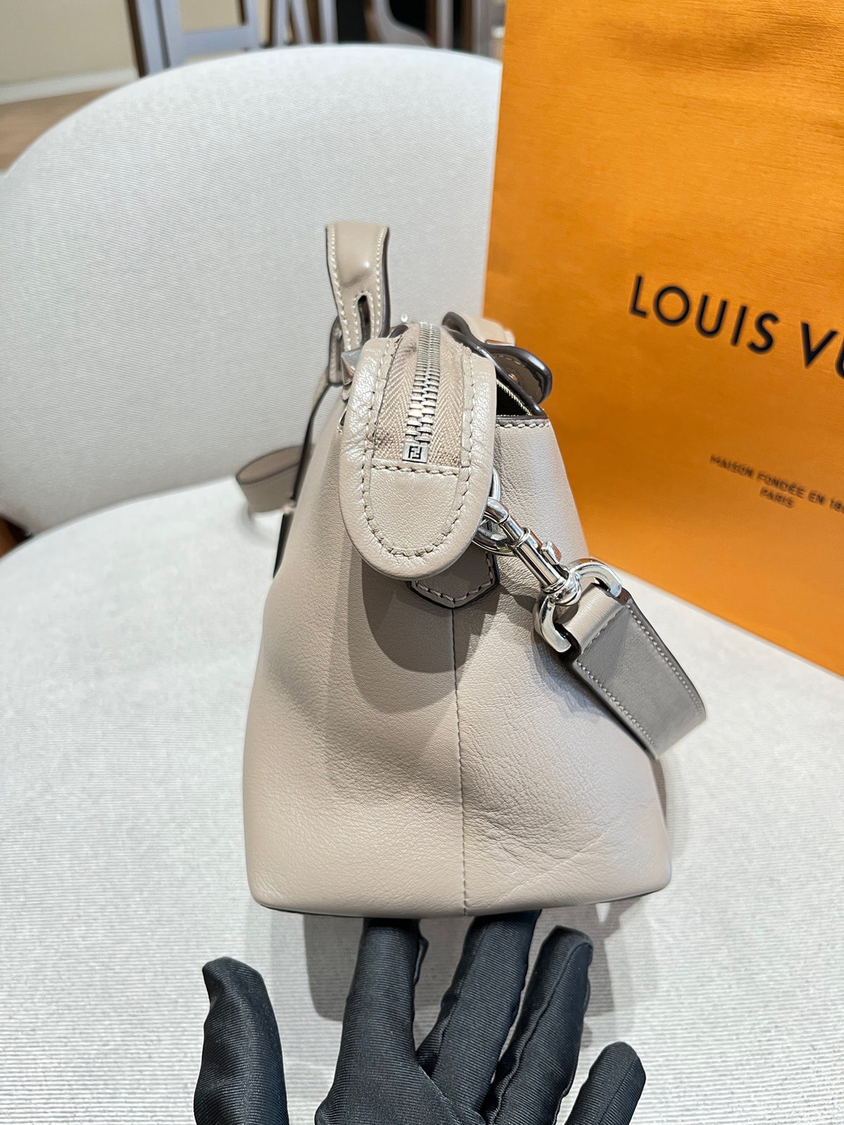 Fendi - By The Way Medium - Leather - Grey - (medium)