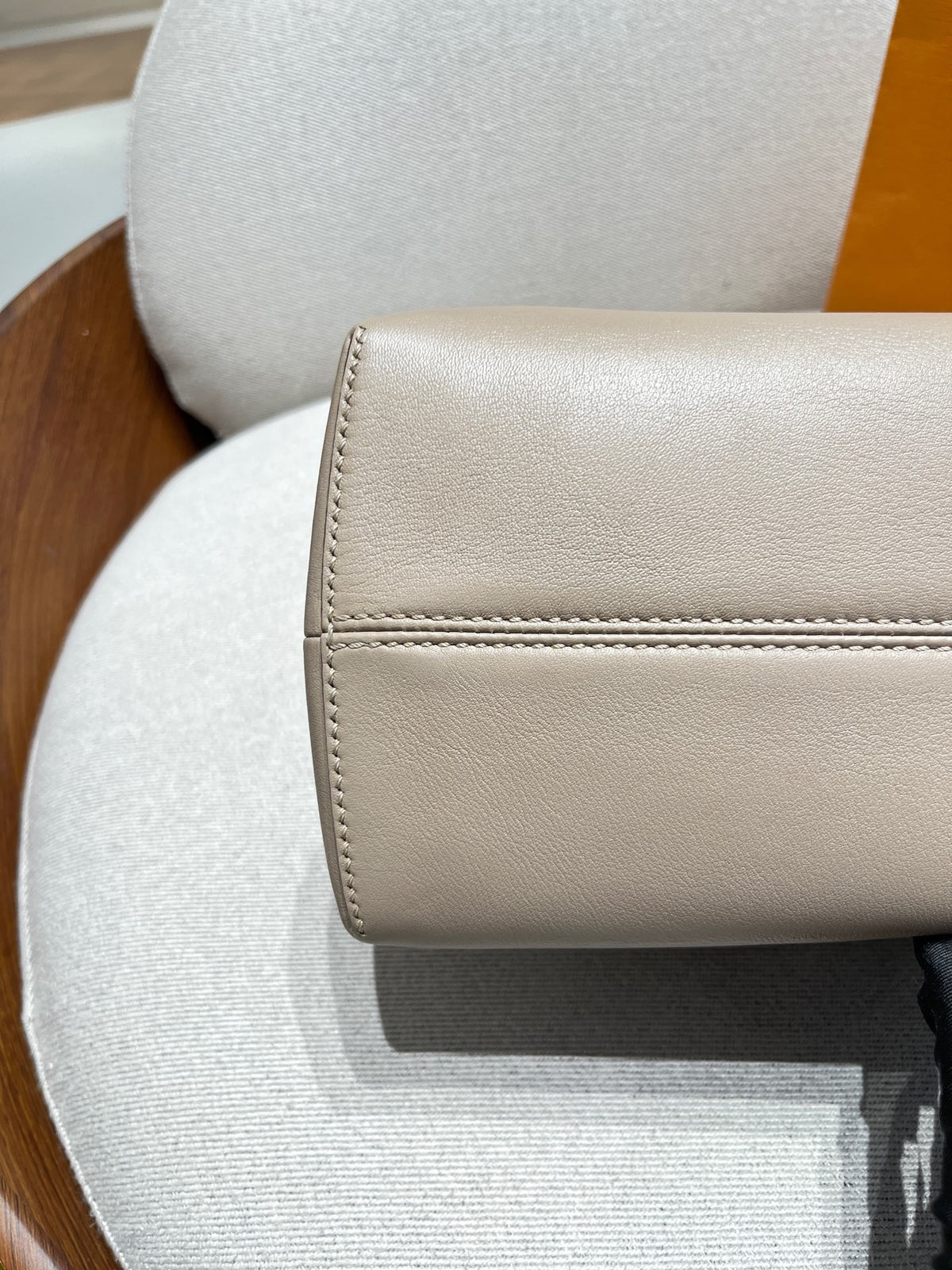 Fendi - By The Way Medium - Leather - Grey - (medium)