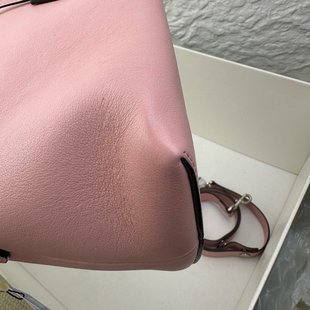 Fendi - By The Way Medium - Leather - Pink - (Medium)
