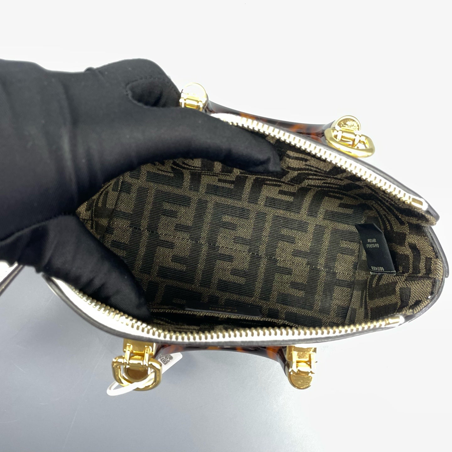Fendi - By The Way Mini - Calfskin leather with resin handles - White - (mini)