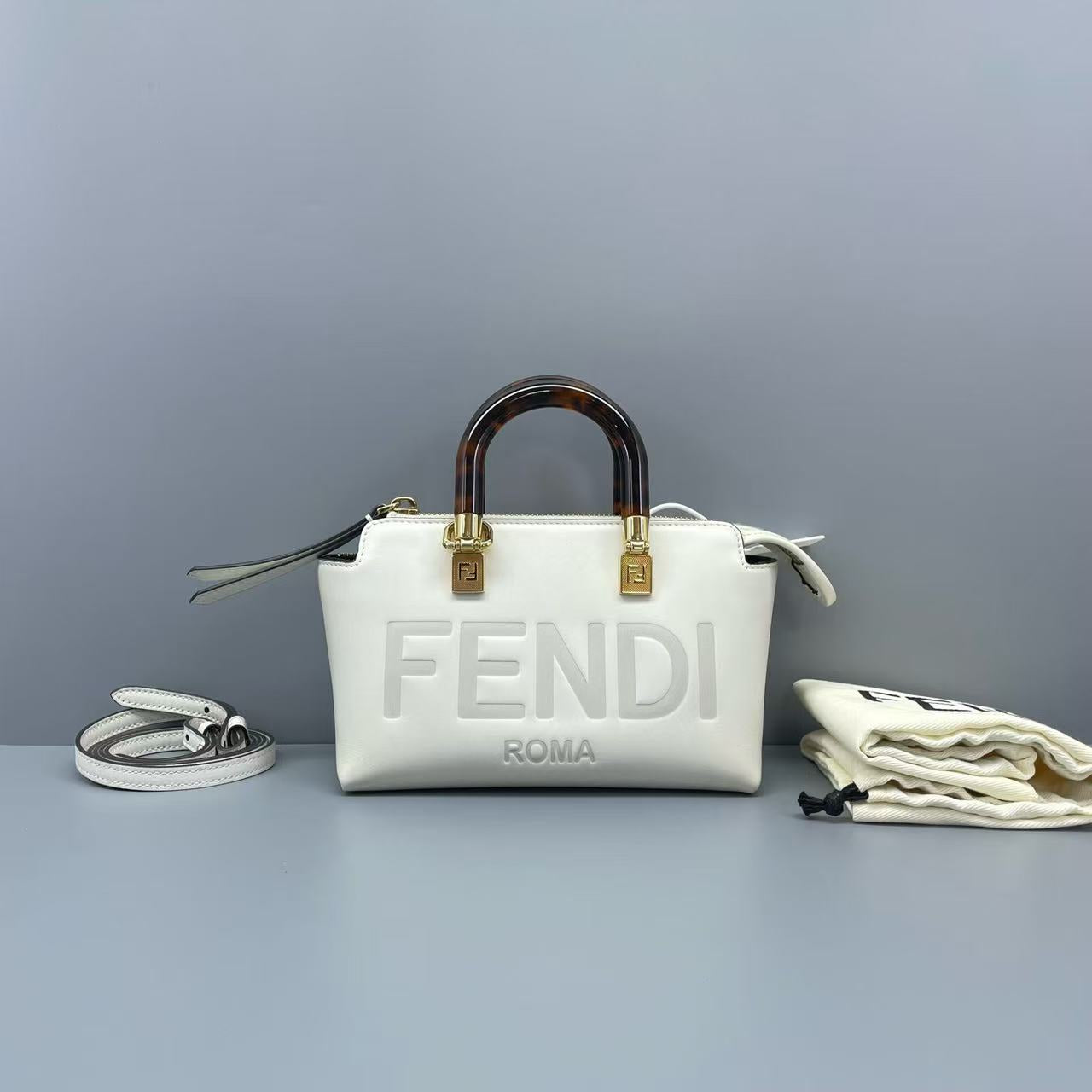 Fendi - By The Way Mini - Leather - White - (mini)