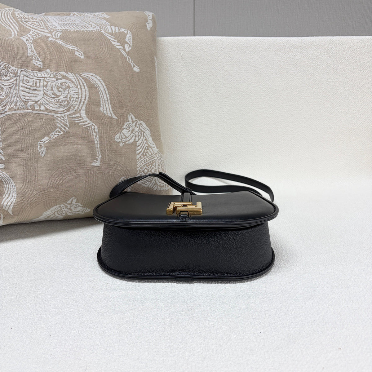 Fendi - C'mon - Leather - Black - (mini)