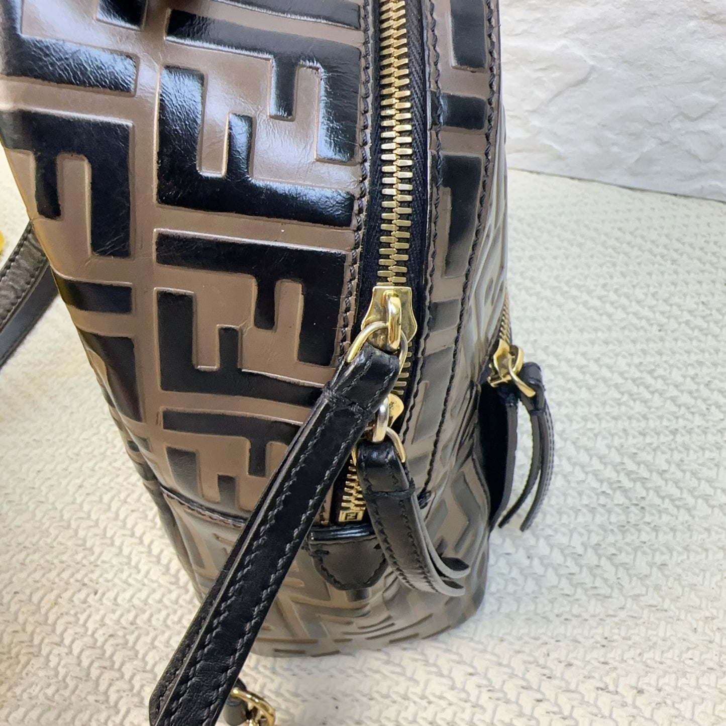 Fendi - FF Backpack - Leather - Brown - (small)