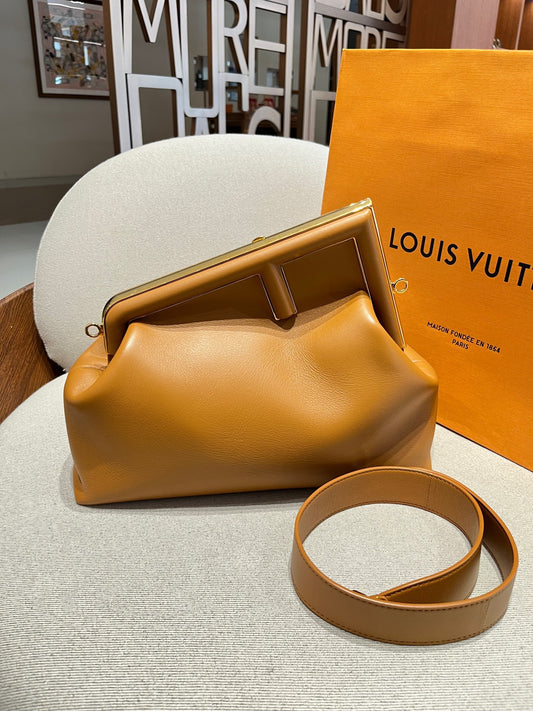 Fendi - First - Leather - Camel - (medium)