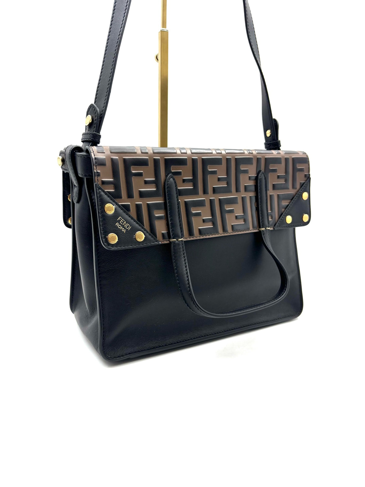 Fendi - Flip - Leather - Black